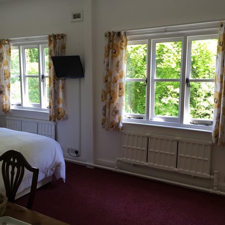 Cottage Inn リントン 部屋 写真