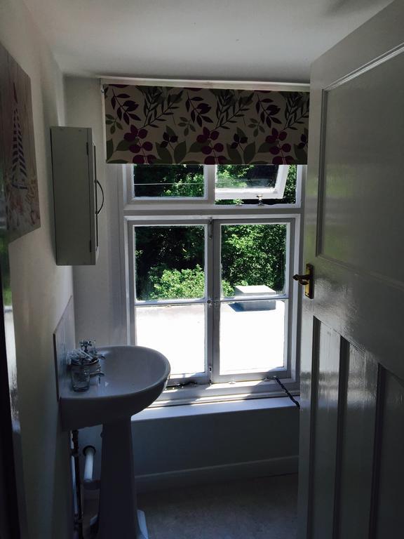 Cottage Inn リントン 部屋 写真